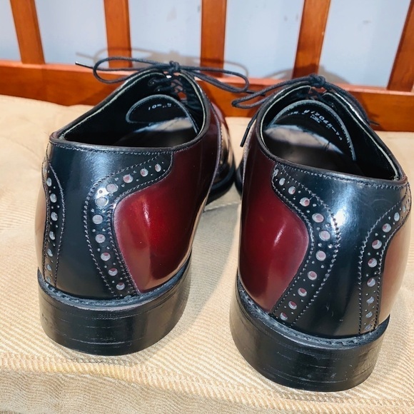 Florsheim Two Tone Plane Toe Oxfords. L3 - Picture 7 of 12